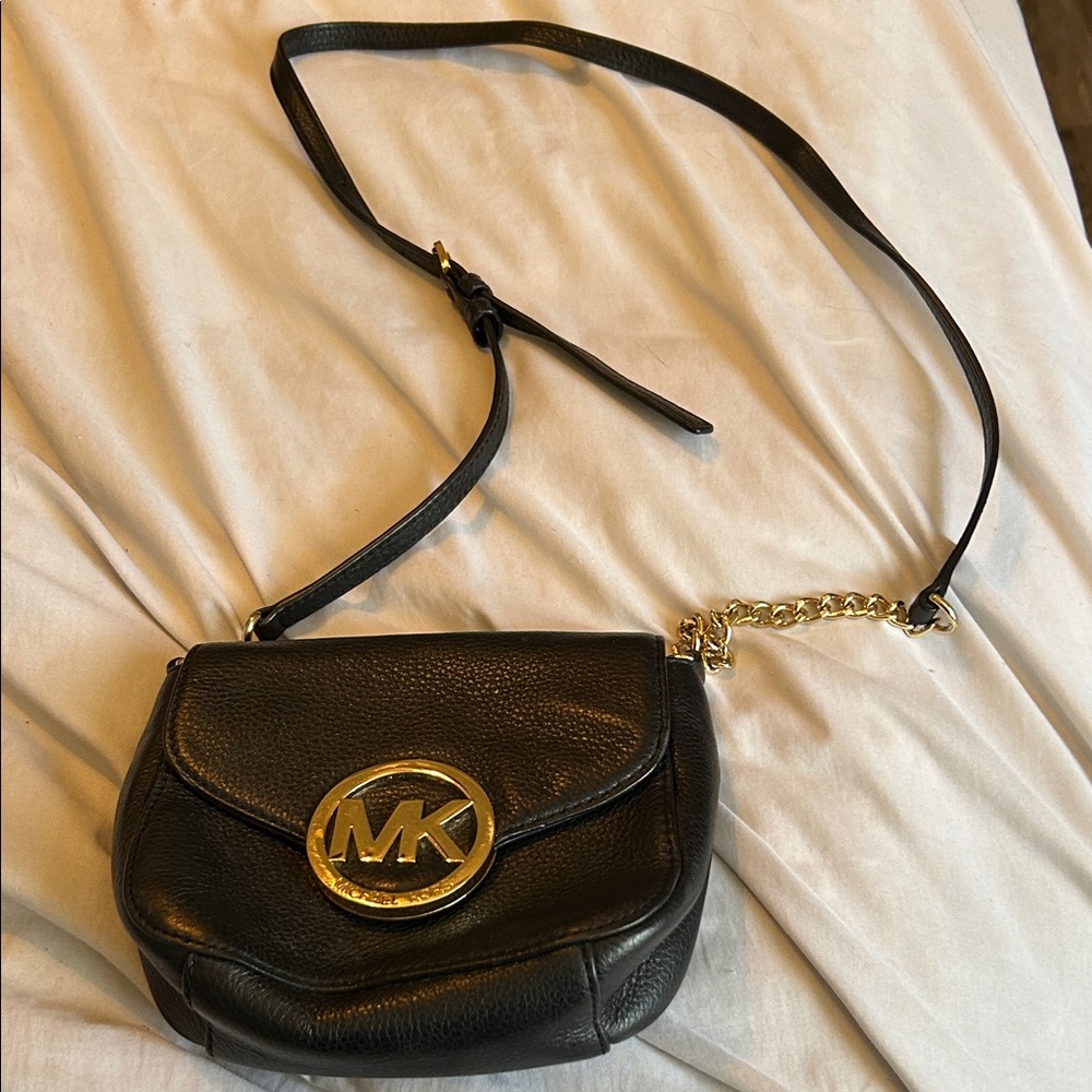 Michael Kors Black Leather Crossbody Bag with‎ Gold Accent